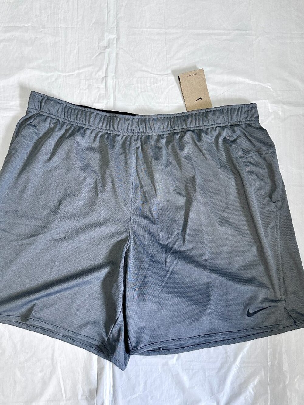 NEW Nike Men's Dri-Fit Totality Training Shorts Gray / Black Size 2XL FB4196-084